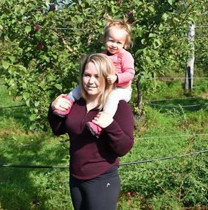 Meet your Posher, Melissa